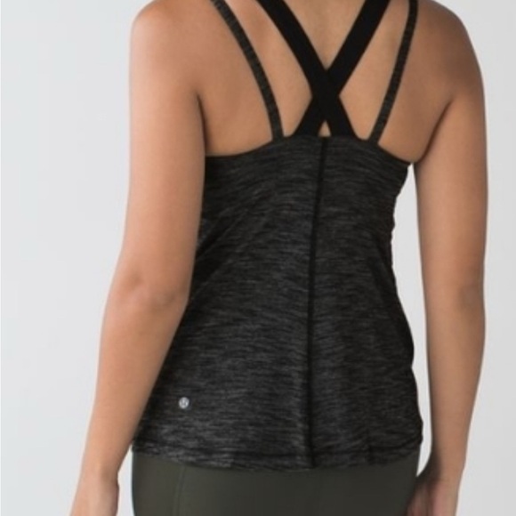 Lululemon Run For Gold Black Tank Built-In Bra with removable pads Size 4 - Picture 6 of 16